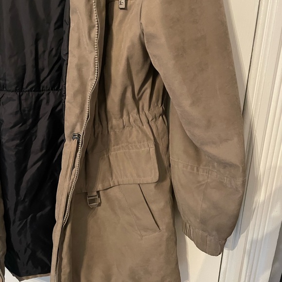 Women’s Fleet Street Faux-Fur Hooded Midweight Jacket - Picture 5 of 7